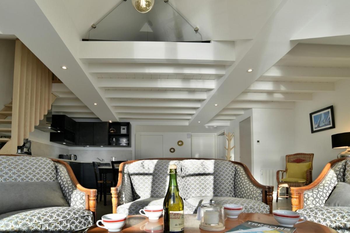 Lostra 2 - Appartement Avec Mezzanine, Front De Mer A Cancale Sur Le Port De La Houle Extérieur photo